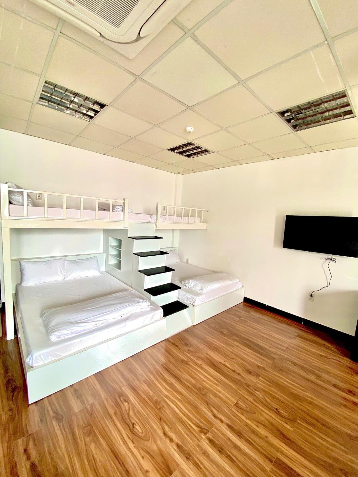 Bros Citihouse Hotel 2*